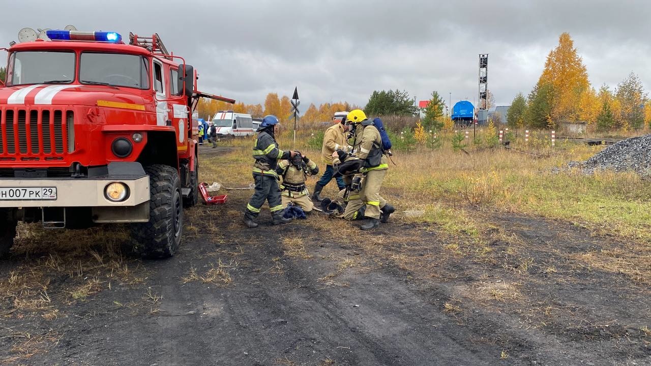 В Котласе прошли комплексные полигонные учения по ликвидации ЧС, связанных  с нарушением перевозки опасных грузов - Новости - Главное управление МЧС  России по Архангельской области